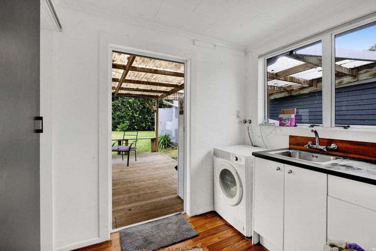 Photo of property in 2 Wood Street, Kakaramea, Patea, 4598