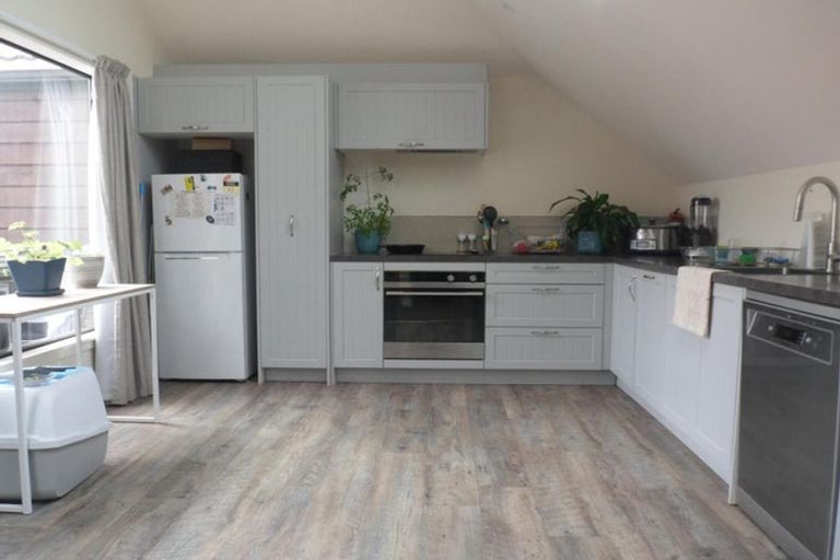 Photo of property in 1/24 Hobart Street, Miramar, Wellington, 6022