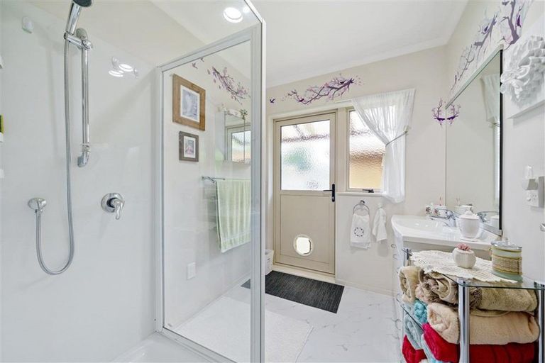 Photo of property in Rangeview Villas, 45/9 Fuller Close, Levin, 5510
