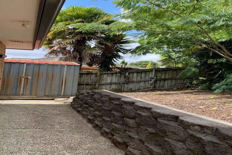 Photo of property in 60 Cabeleigh Drive, Helensville, 0800