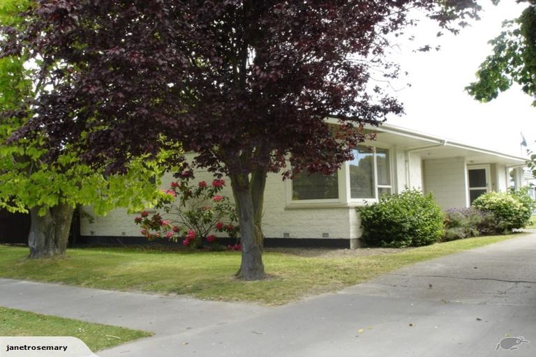 Photo of property in 3/69 Champion Street, Edgeware, Christchurch, 8013