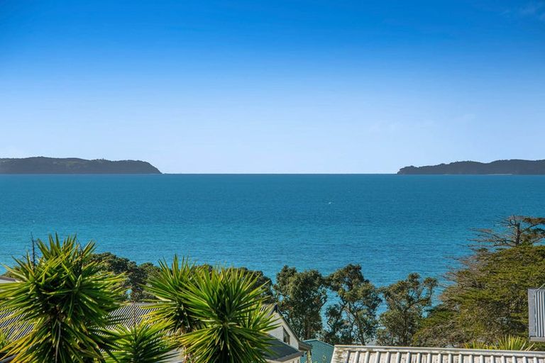 Photo of property in 9 Carmen Terrace, Snells Beach, 0920