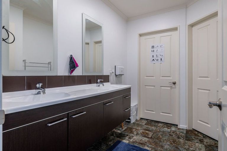 Photo of property in 2 Masefield Terrace, Kelvin Grove, Palmerston North, 4414