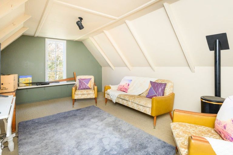 Photo of property in 31 Redwood Grove, Hokowhitu, Palmerston North, 4410