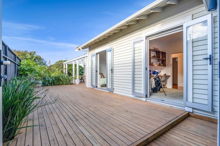 Photo of property in 31 Newton Street, Fitzroy, New Plymouth, 4312