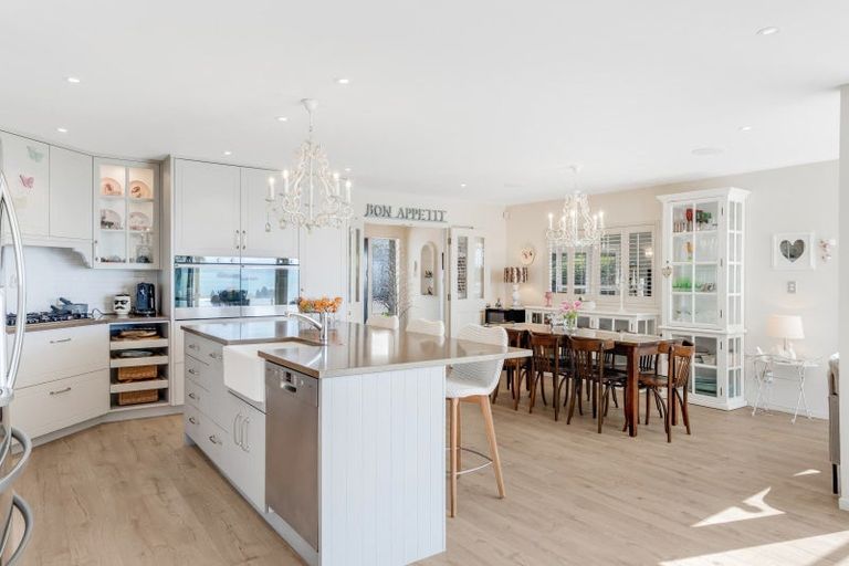 Photo of property in 44a Cook Street, Howick, Auckland, 2014