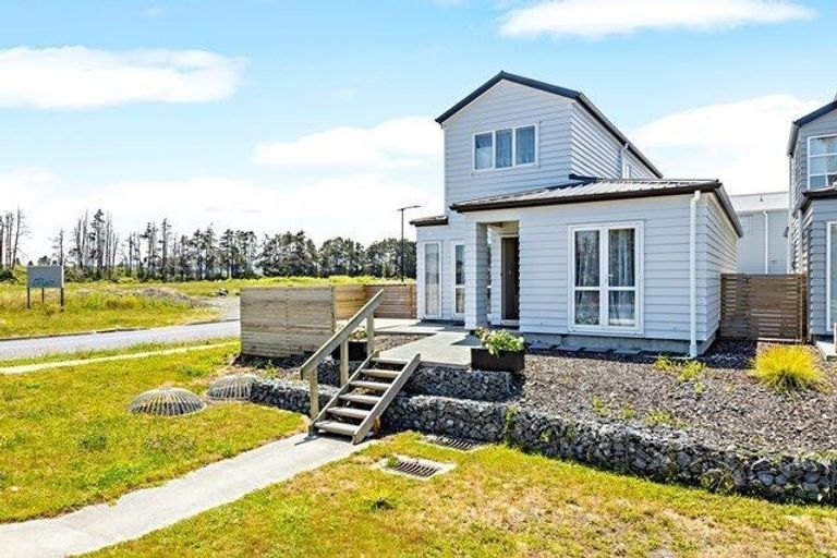 Photo of property in 9 Tribute Loop, Takanini, 2112