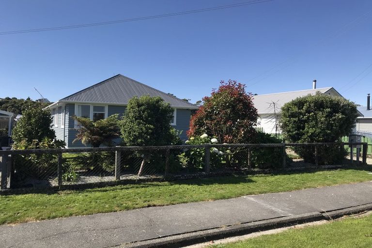 Photo of property in 210 Park Street, Hokitika, 7810