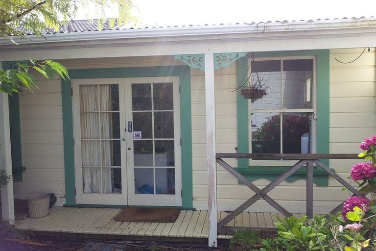 Photo of property in 20 Woodland Road, Johnsonville, Wellington, 6037