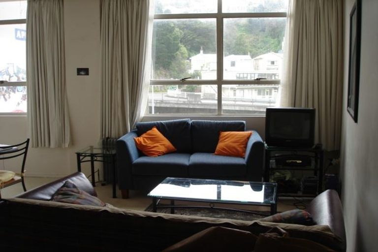 Photo of property in Hume House, 18/152u The Terrace, Wellington Central, Wellington, 6011