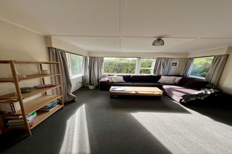 Photo of property in 29 Mark Avenue, Paparangi, Wellington, 6037