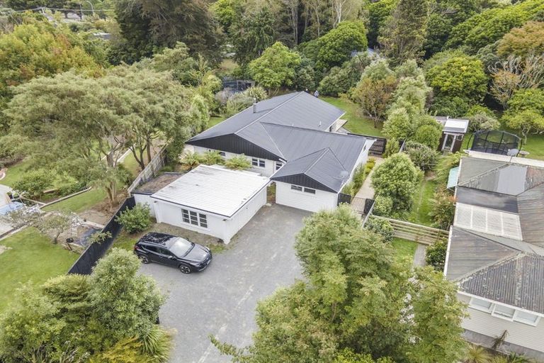 Photo of property in 73 Kohekohe Road, Waikanae, 5036