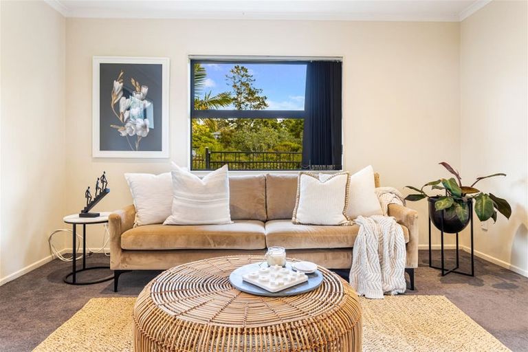 Photo of property in 59a Hewlett Road, Massey, Auckland, 0614