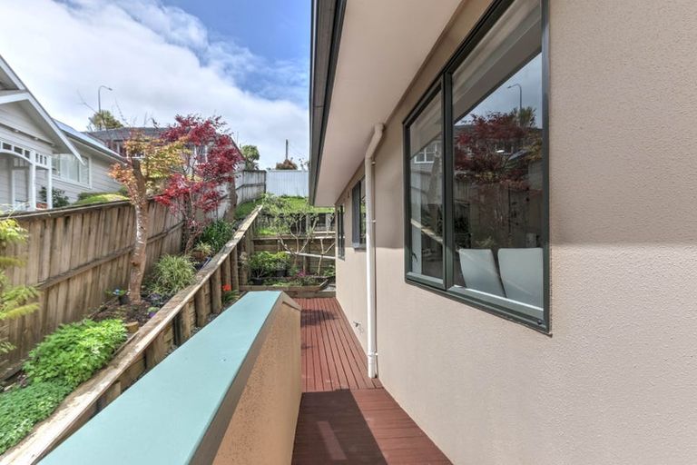 Photo of property in 2/134 Birkenhead Avenue, Birkenhead, Auckland, 0626
