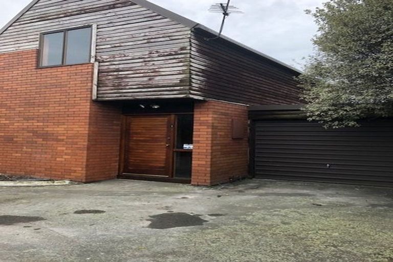 Photo of property in 28 Field Terrace, Upper Riccarton, Christchurch, 8041