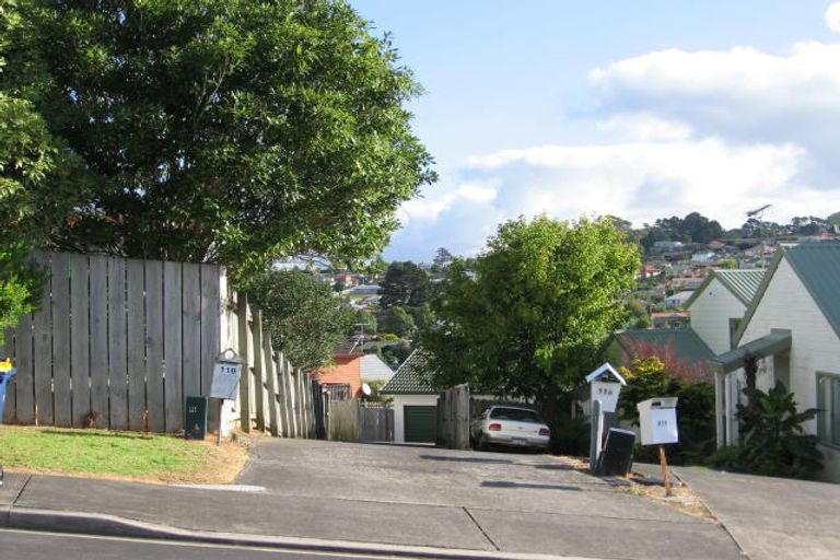 Photo of property in 1/11 Grenadine Place, Unsworth Heights, Auckland, 0632