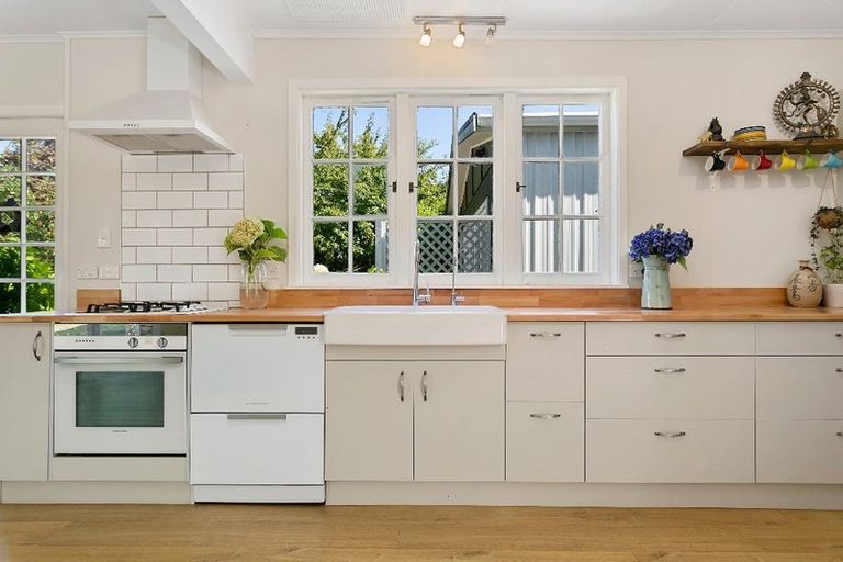 Photo of property in 44 Pataka Road, Taupo, 3330