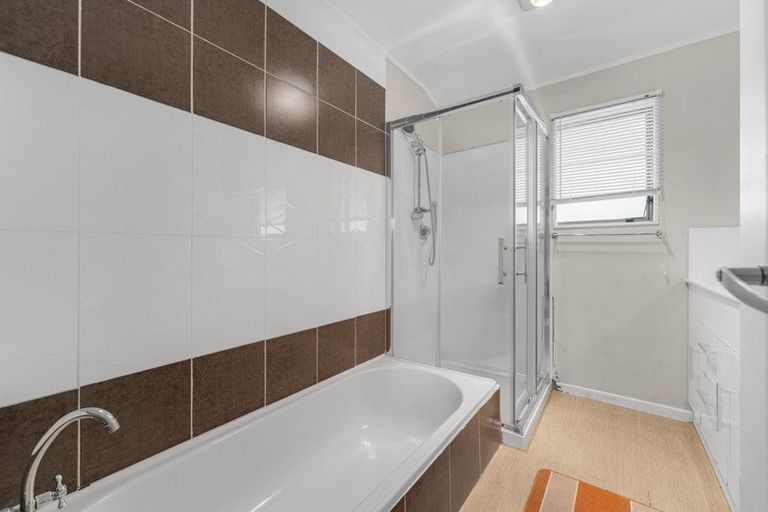Photo of property in 5 Magellan Place, Papatoetoe, Auckland, 2025