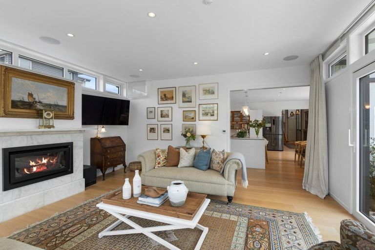 Photo of property in 62a Holly Road, St Albans, Christchurch, 8014