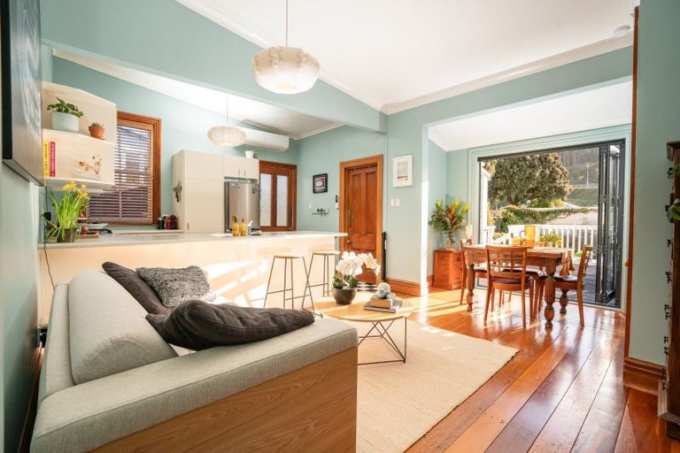 Photo of property in 232 Adelaide Road, Newtown, Wellington, 6021
