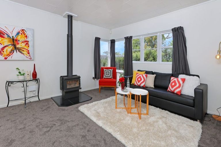 Photo of property in 39 Fitzwater Place, Henderson, Auckland, 0612