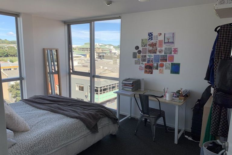 Photo of property in 10/2u Torrens Terrace, Mount Cook, Wellington, 6011