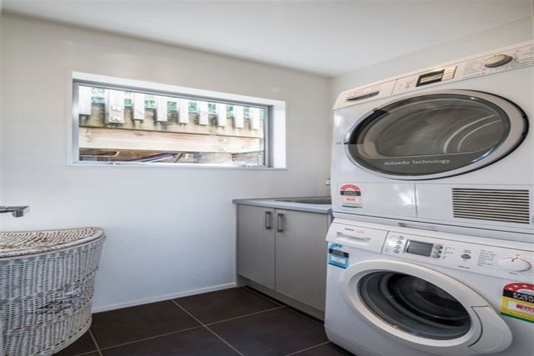 Photo of property in 300c Glenvar Road, Torbay, Auckland, 0630