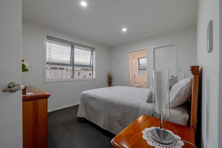 Photo of property in 1 Long Melford Road, Awapuni, Palmerston North, 4412