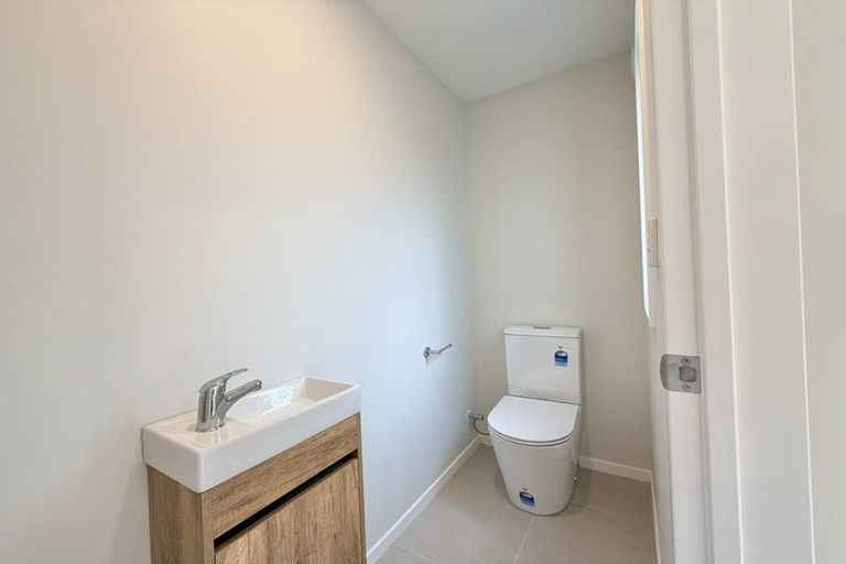 Photo of property in 42b Westgate Drive, Westgate, Auckland, 0614
