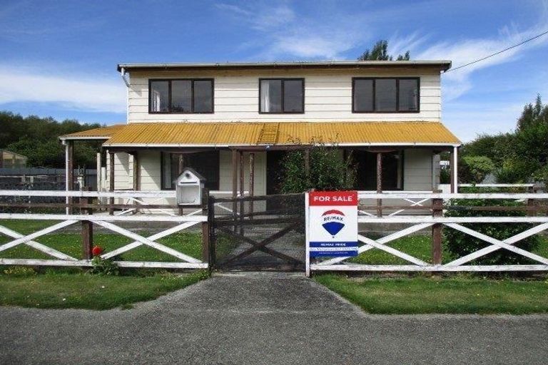 Photo of property in 24 Helena Street, Lumsden, 9730