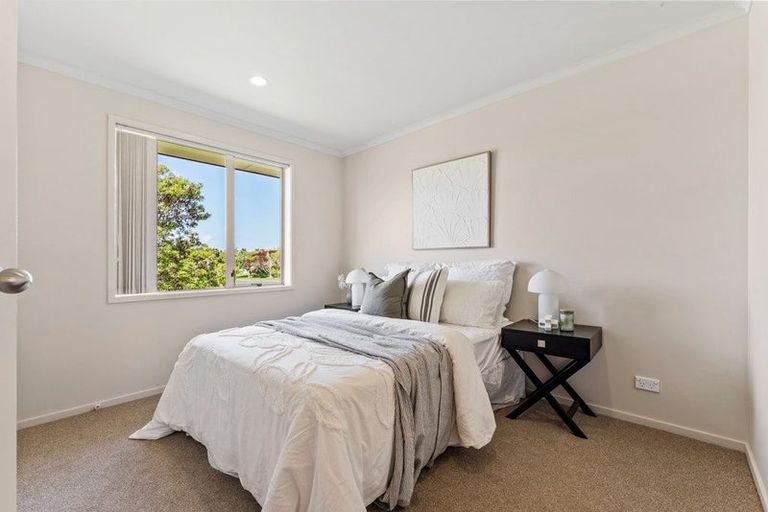 Photo of property in 44 Alec Craig Way, Gulf Harbour, Whangaparaoa, 0930