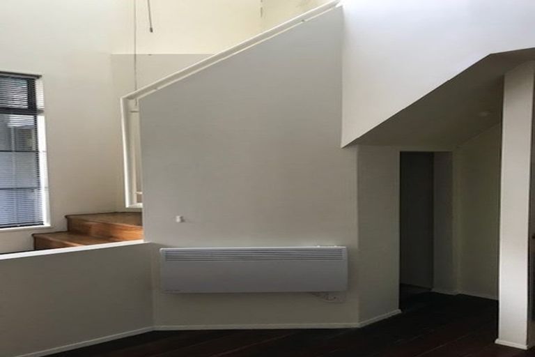 Photo of property in Hopper Street Apartments, 11/20u Hopper Street, Mount Cook, Wellington, 6011