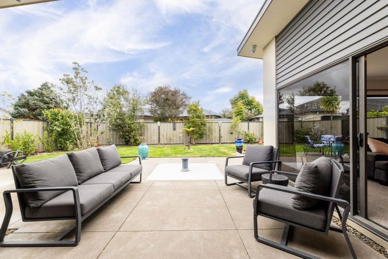 Photo of property in 27 Pinotage Drive, Greenmeadows, Napier, 4112