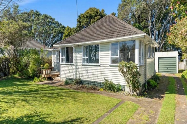 Photo of property in 157 Frankley Road, Frankleigh Park, New Plymouth, 4310