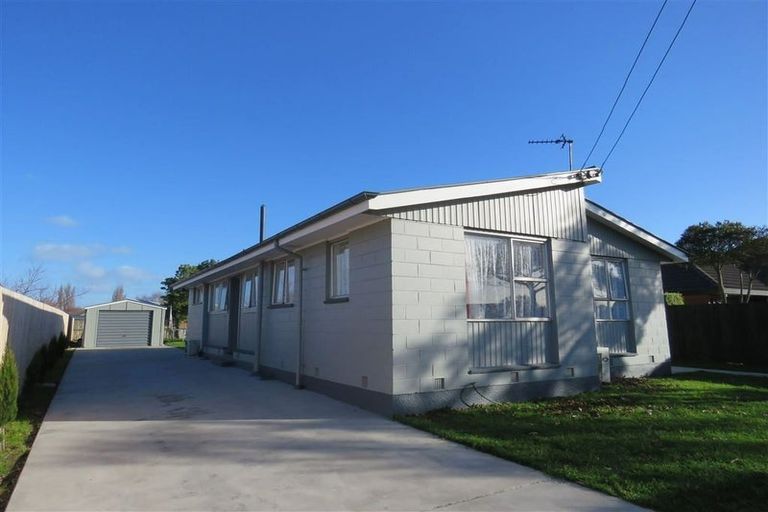 Photo of property in 421 Harewood Road, Harewood, Christchurch, 8051