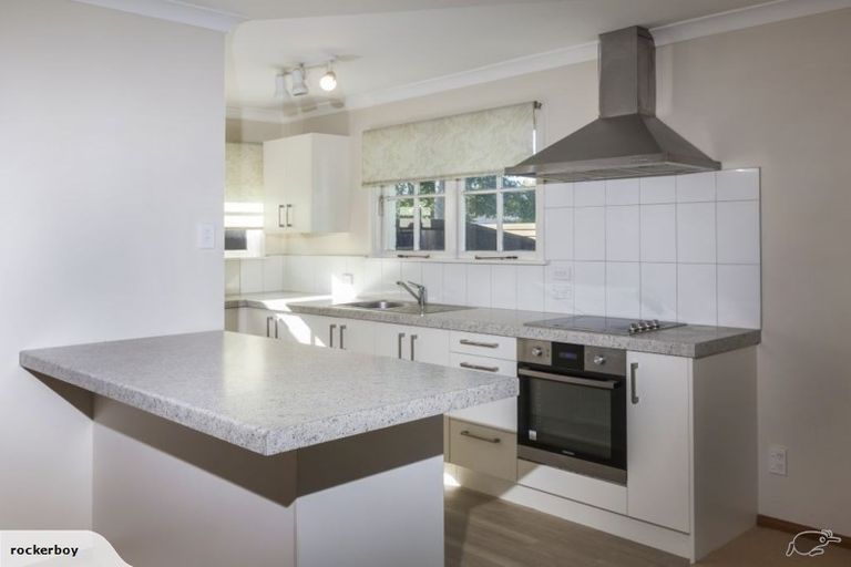 Photo of property in 306 Avonhead Road, Avonhead, Christchurch, 8042