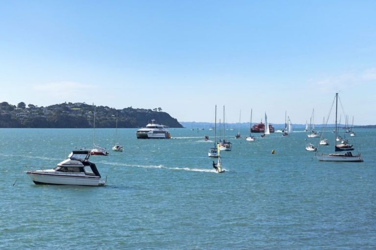Photo of property in 52a The Parade, Bucklands Beach, Auckland, 2012