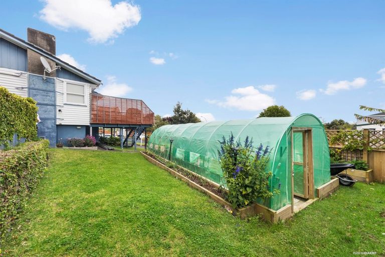 Photo of property in 1 Pauline Place, Bucklands Beach, Auckland, 2014