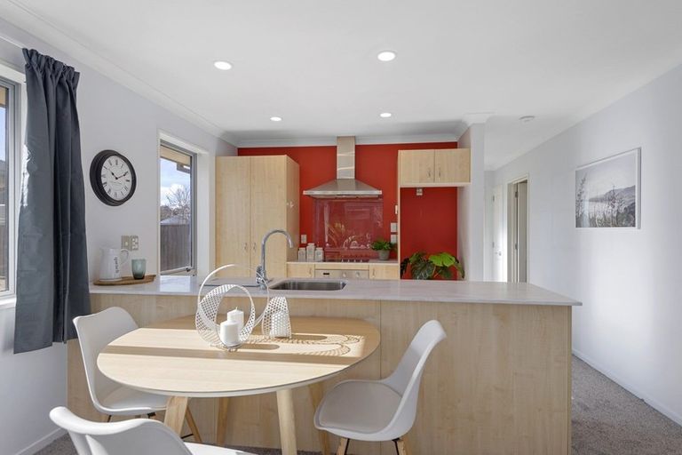 Photo of property in 4/335 Main South Road, Hornby, Christchurch, 8042