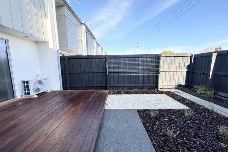 Photo of property in 67 Bampton Street, Shirley, Christchurch, 8061