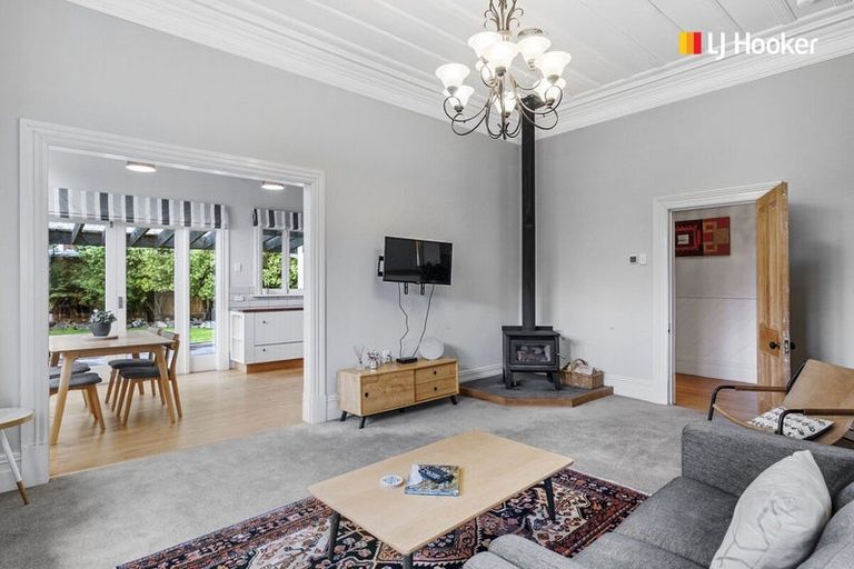 Photo of property in 73 Royal Crescent, Saint Kilda, Dunedin, 9012