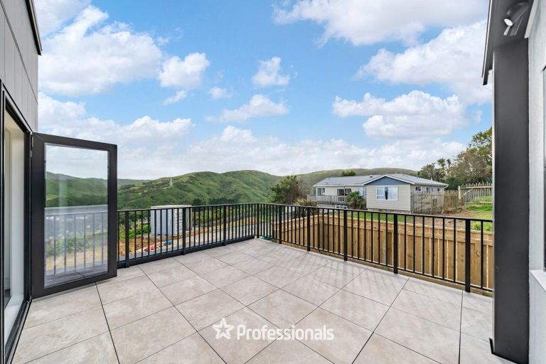 Photo of property in 28a Kaitangata Crescent, Kelson, Lower Hutt, 5010