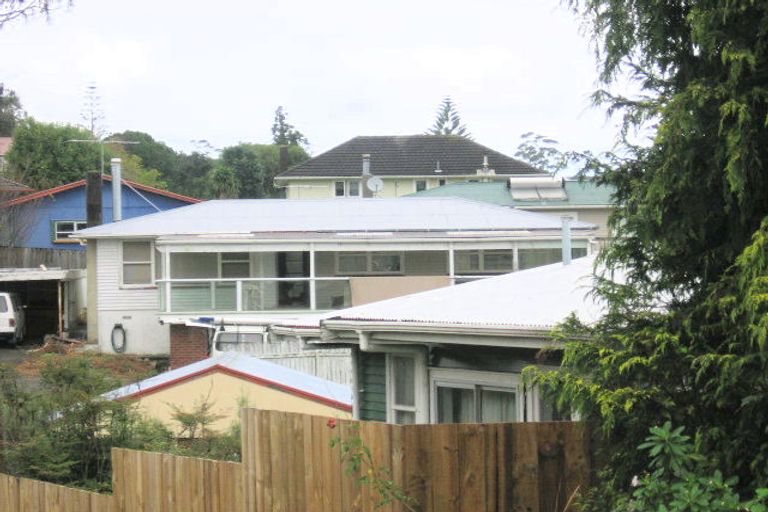 Photo of property in 27 Choice Avenue, Henderson, Auckland, 0612