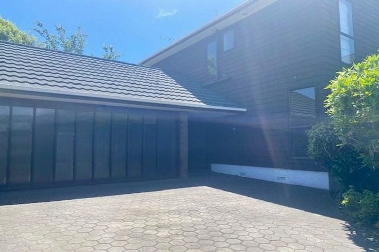 Photo of property in 3 Aintree Grove, Churton Park, Wellington, 6037