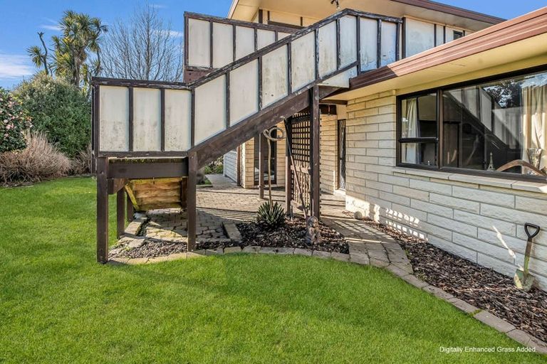 Photo of property in 23 Freebairn Street, Redwood, Christchurch, 8051