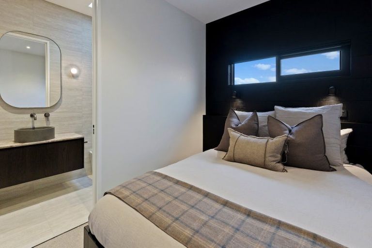 Photo of property in 257 Frankton Road, Queenstown, 9300