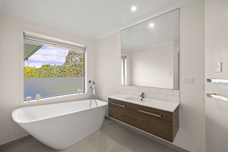 Photo of property in 6b Ainsworth Road, Minden, Tauranga, 3179