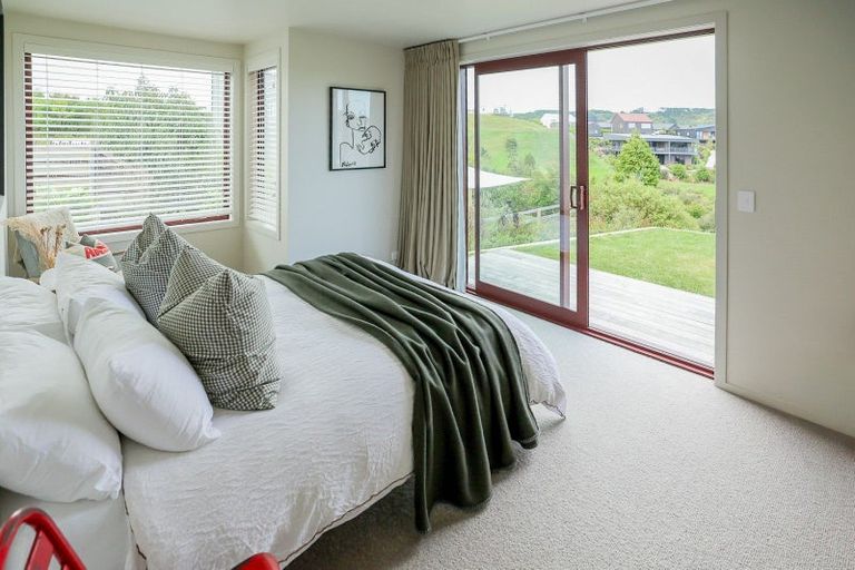 Photo of property in 50 Rangitahi Road, Raglan, 3225