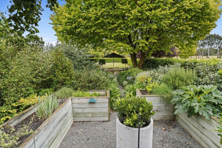 Photo of property in 90 Mcgifferts Road, Sefton, Rangiora, 7477