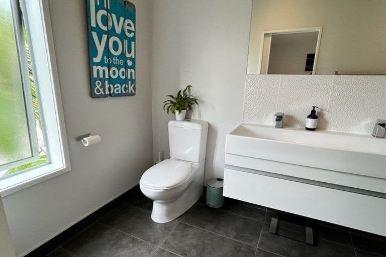 Photo of property in 1/7 Morrow Avenue, Bucklands Beach, Auckland, 2012